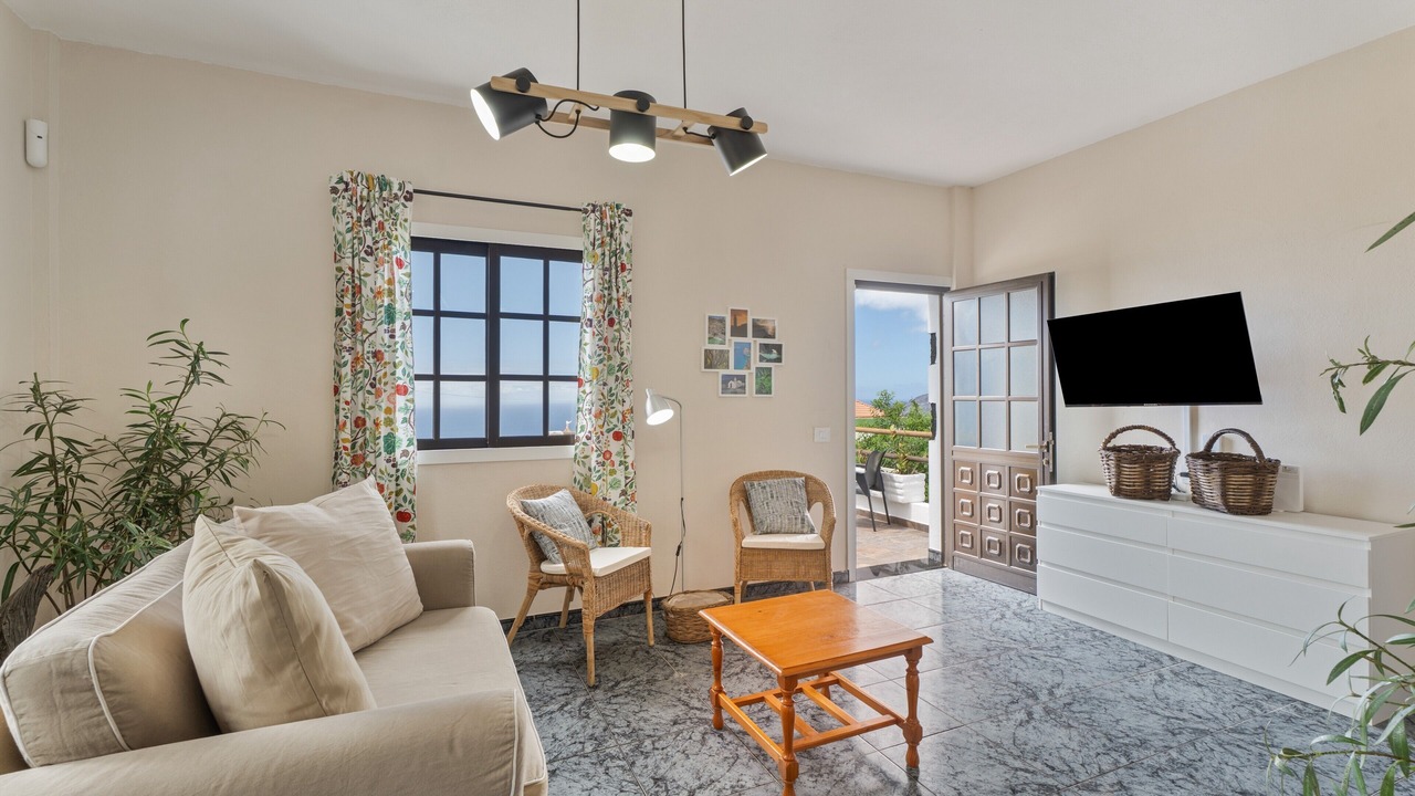 Photo of Livingroom in Tigaday