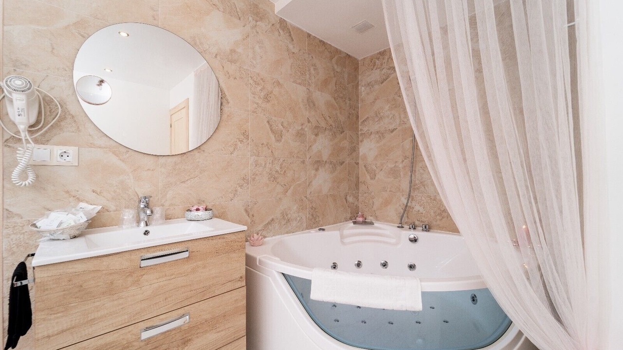 Photo of Bathroom in Rubayo