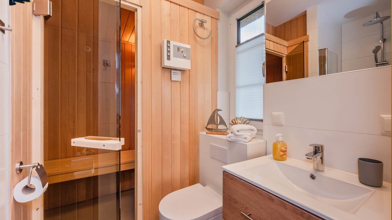 Photo of Bathroom in Zirchow