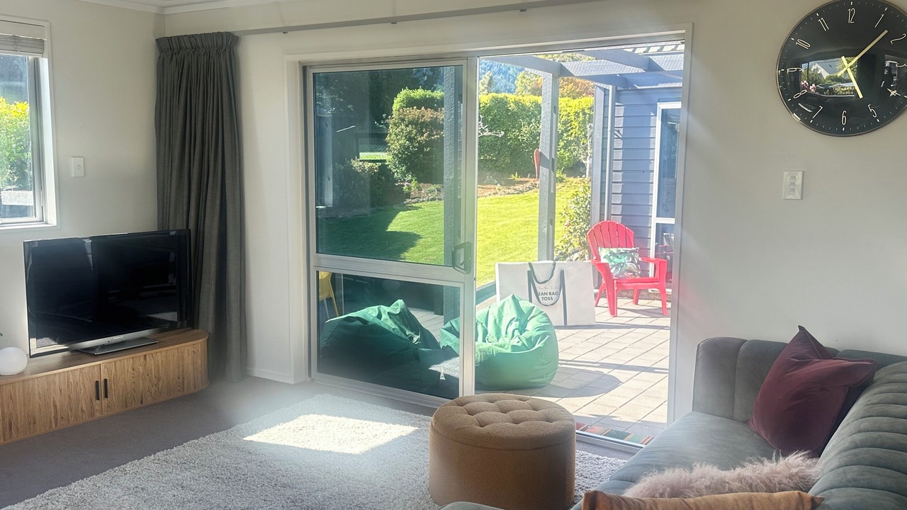 Photo of Livingroom in Kelvin Heights