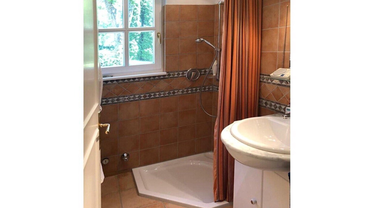Photo of Bathroom in Velburg