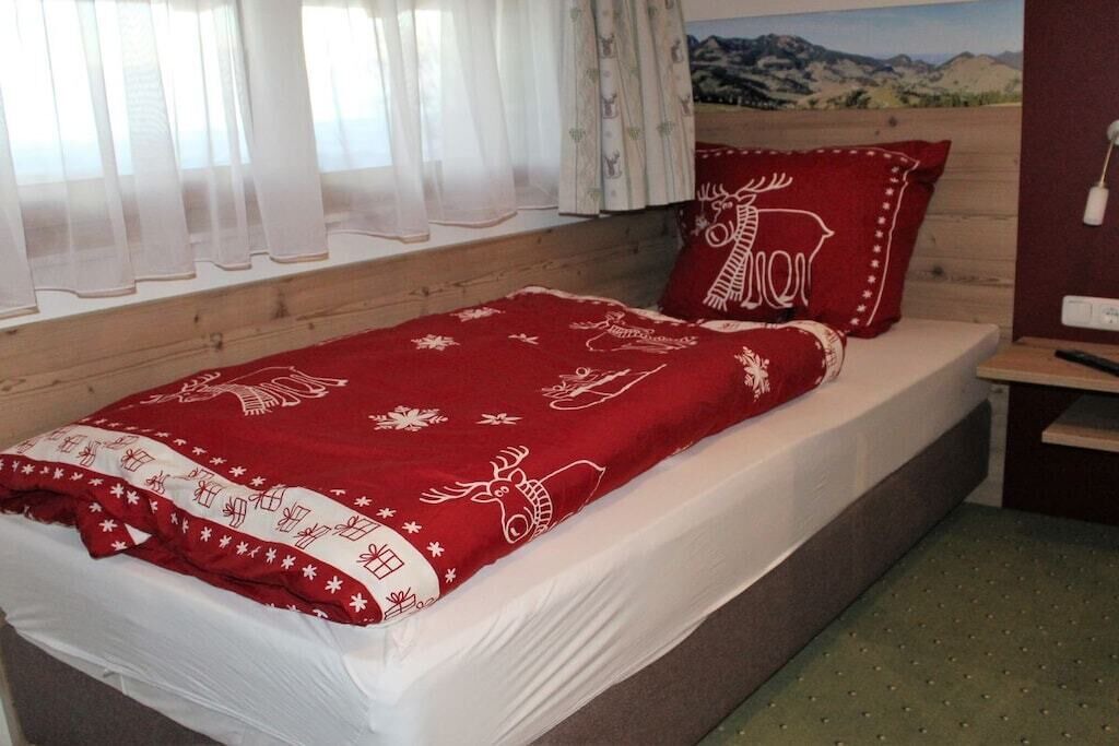 Photo of Bedroom in Brannenburg