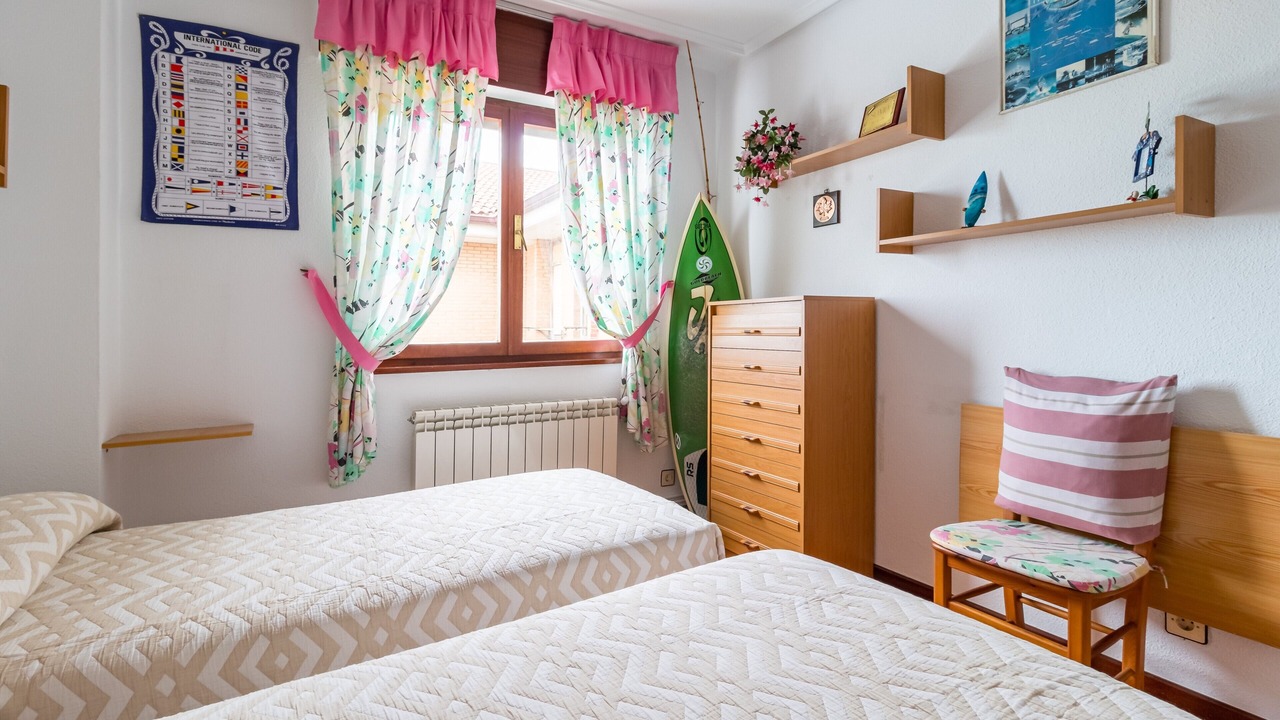Photo of Bedroom in Somo