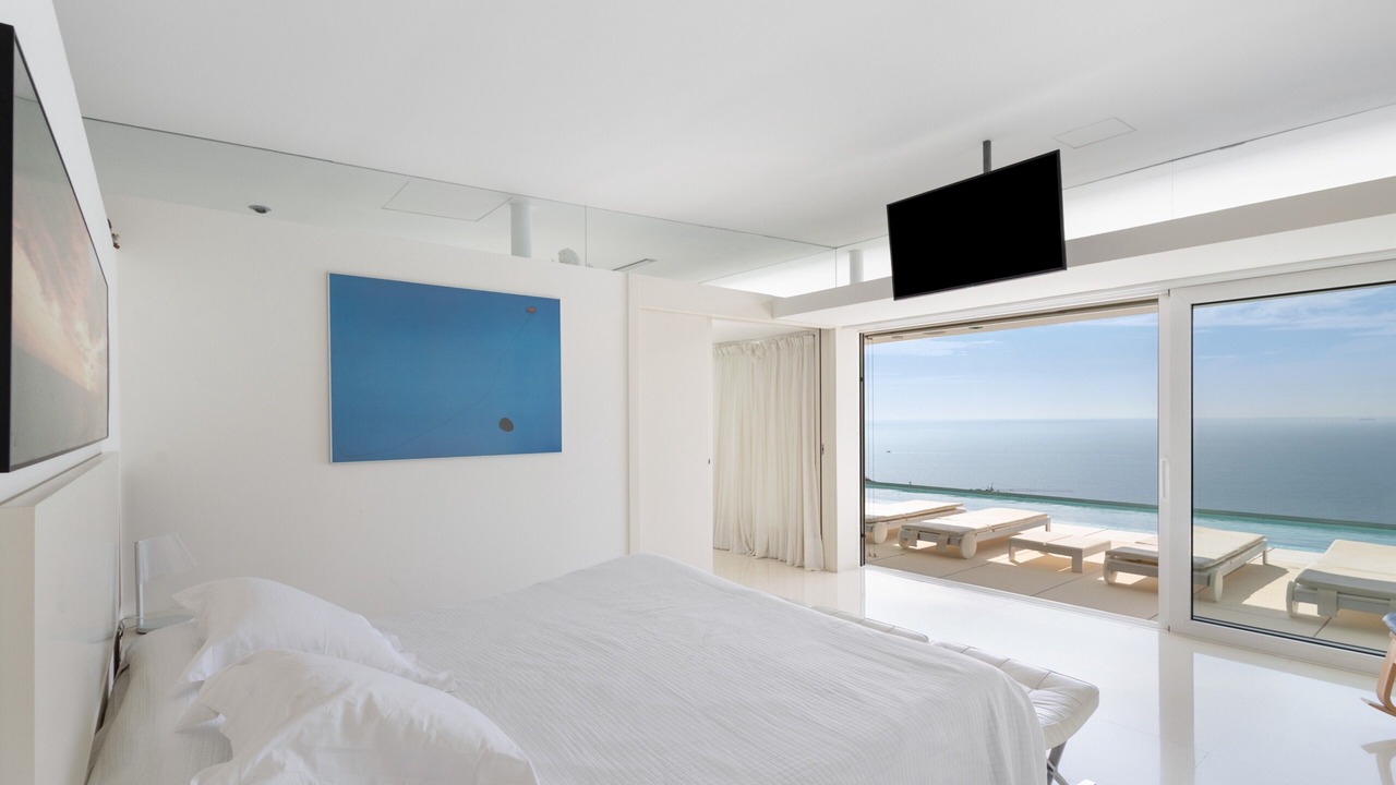 Photo of Bedroom in Quint Mar