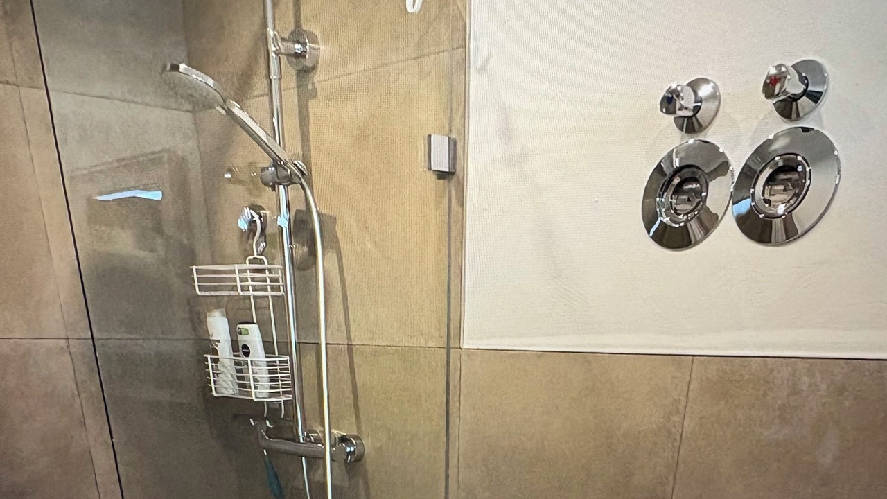 Photo of Bathroom in Moehnesee