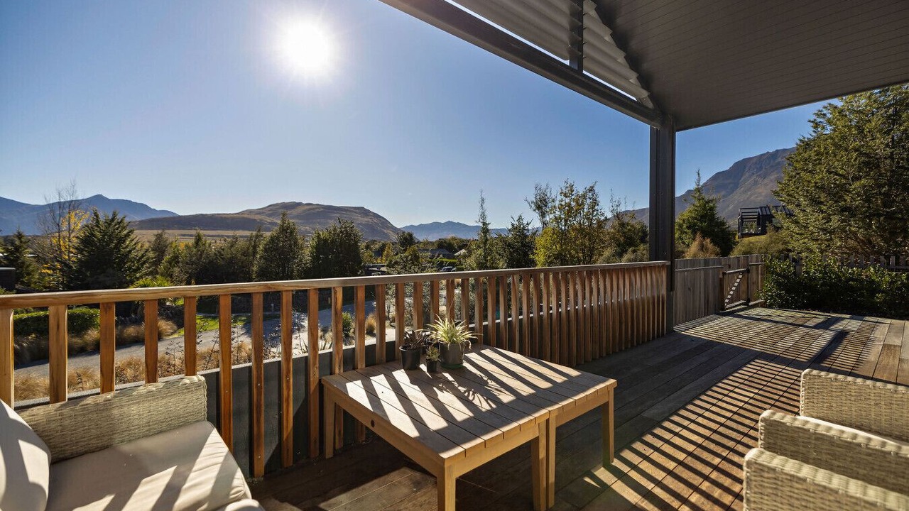 Photo of Patio Balcony in Kawarau Falls