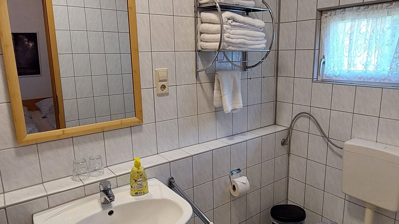 Photo of Bathroom in Krippen