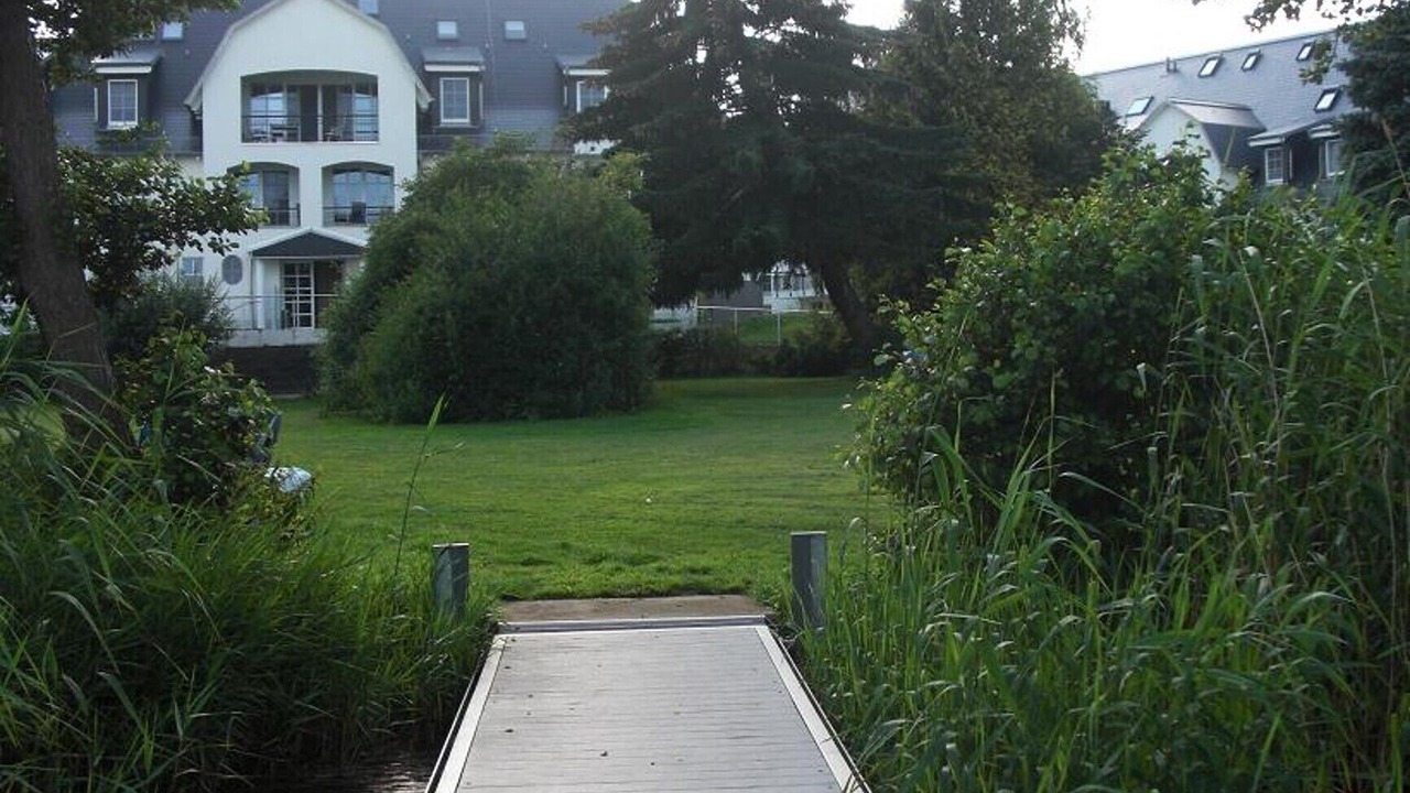 Photo of Outdoor in Balm
