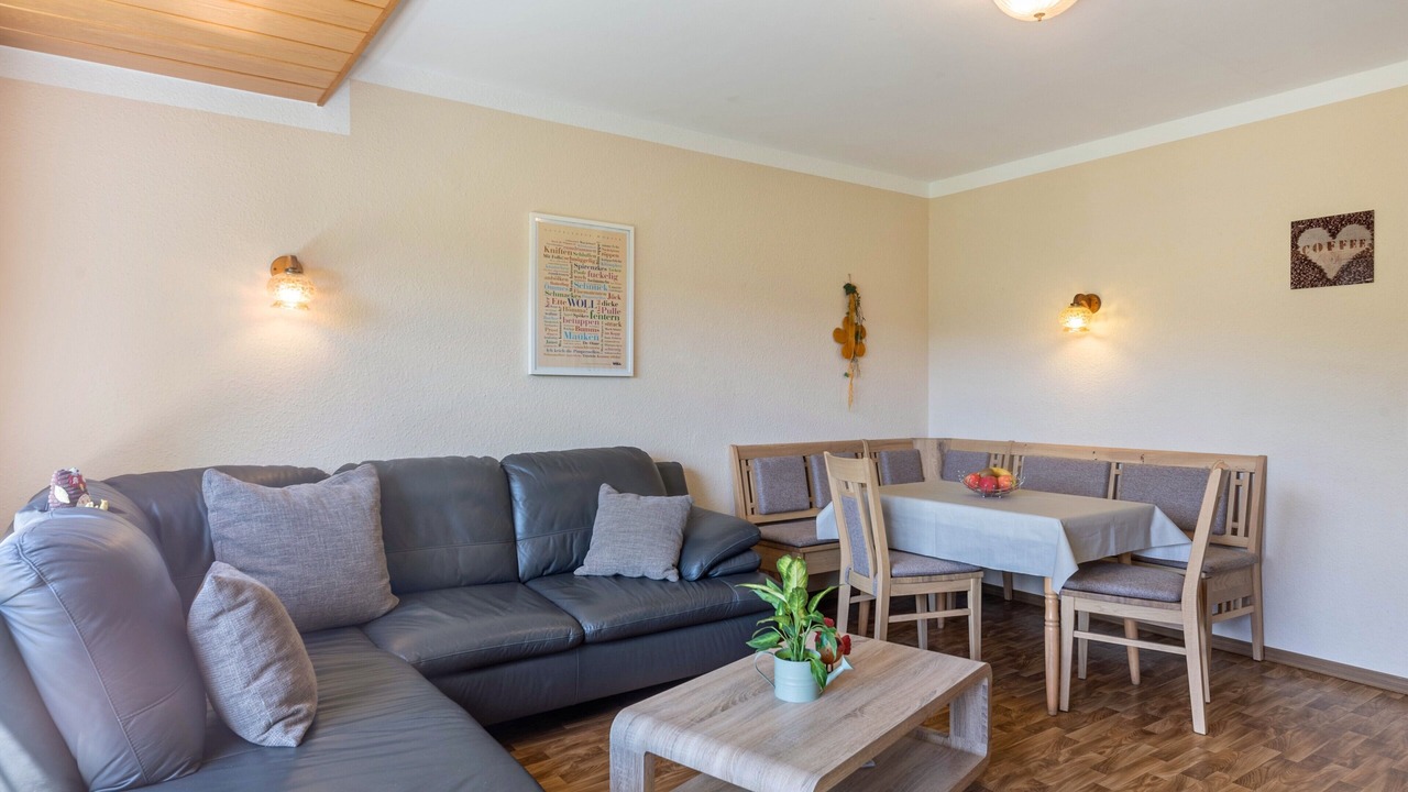 Photo of Livingroom in Oberhenneborn