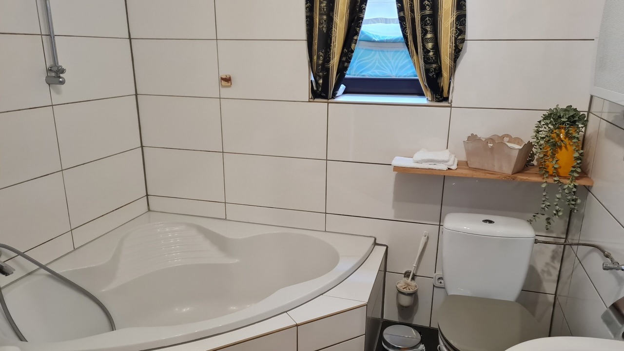 Photo of Bathroom in Windorf