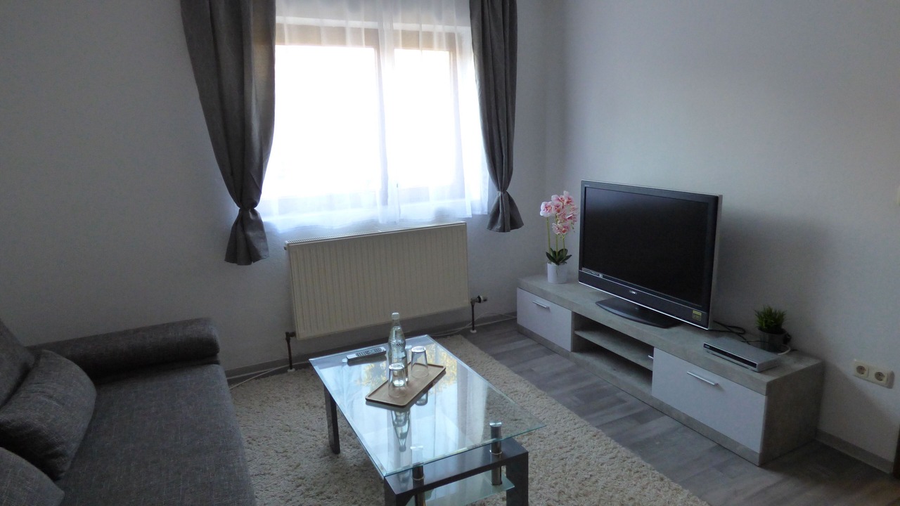 Photo of Livingroom in Goessweinstein