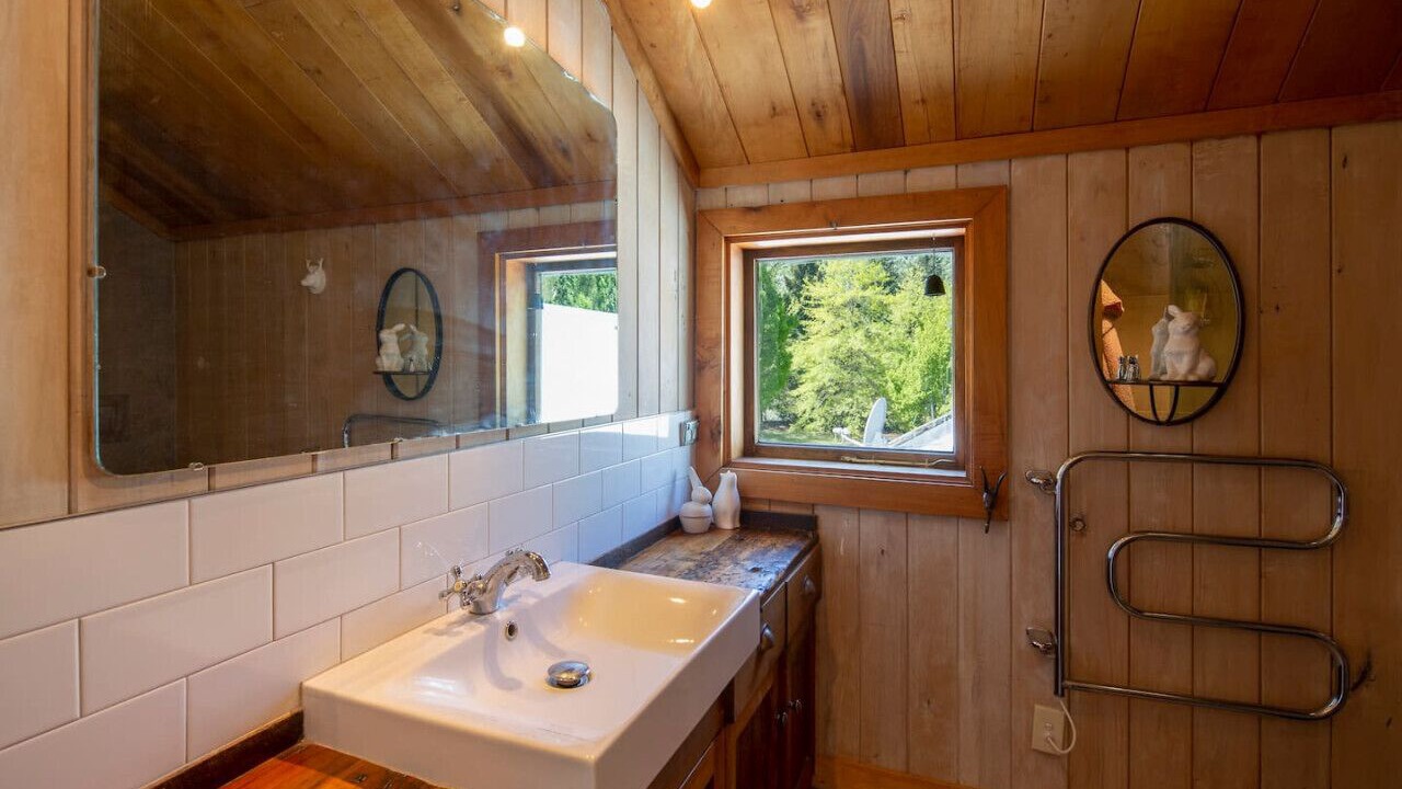 Photo of Bathroom in Arrowtown
