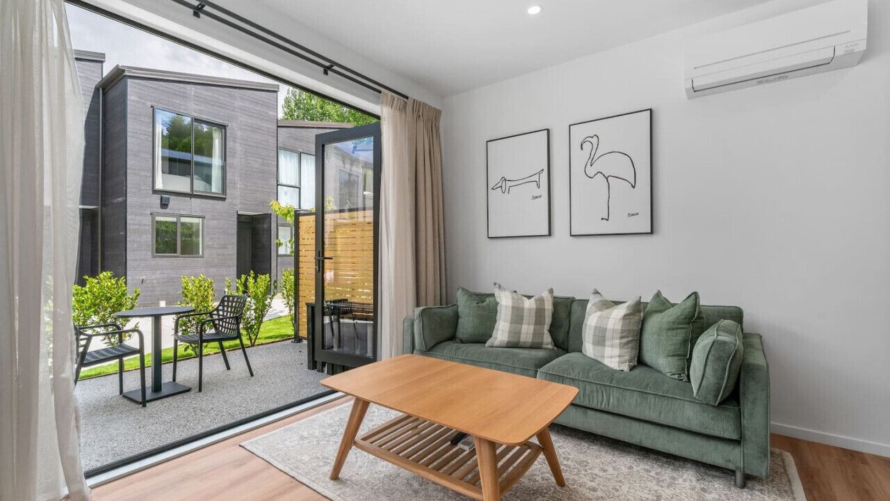 Photo of Livingroom in Arthur's Point