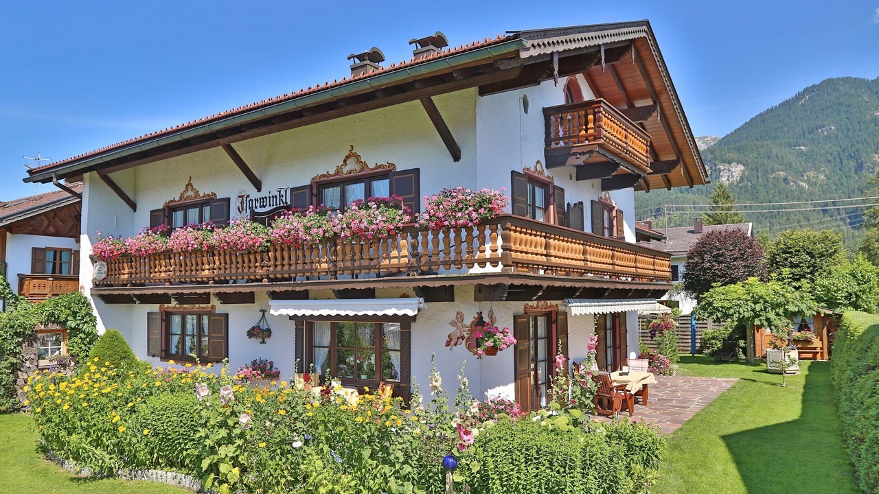 Photo of Outdoor in Kruen