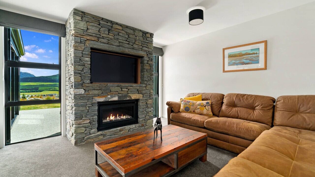 Photo of Livingroom in Jacks Point