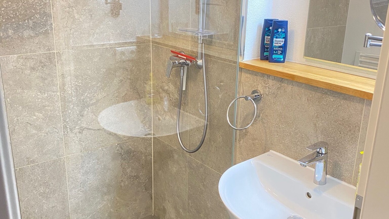Photo of Bathroom in Dingolfing