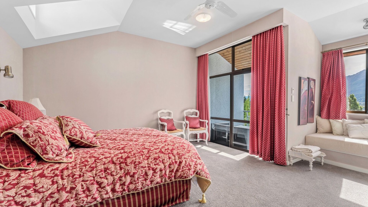 Photo of Bedroom in Kelvin Heights
