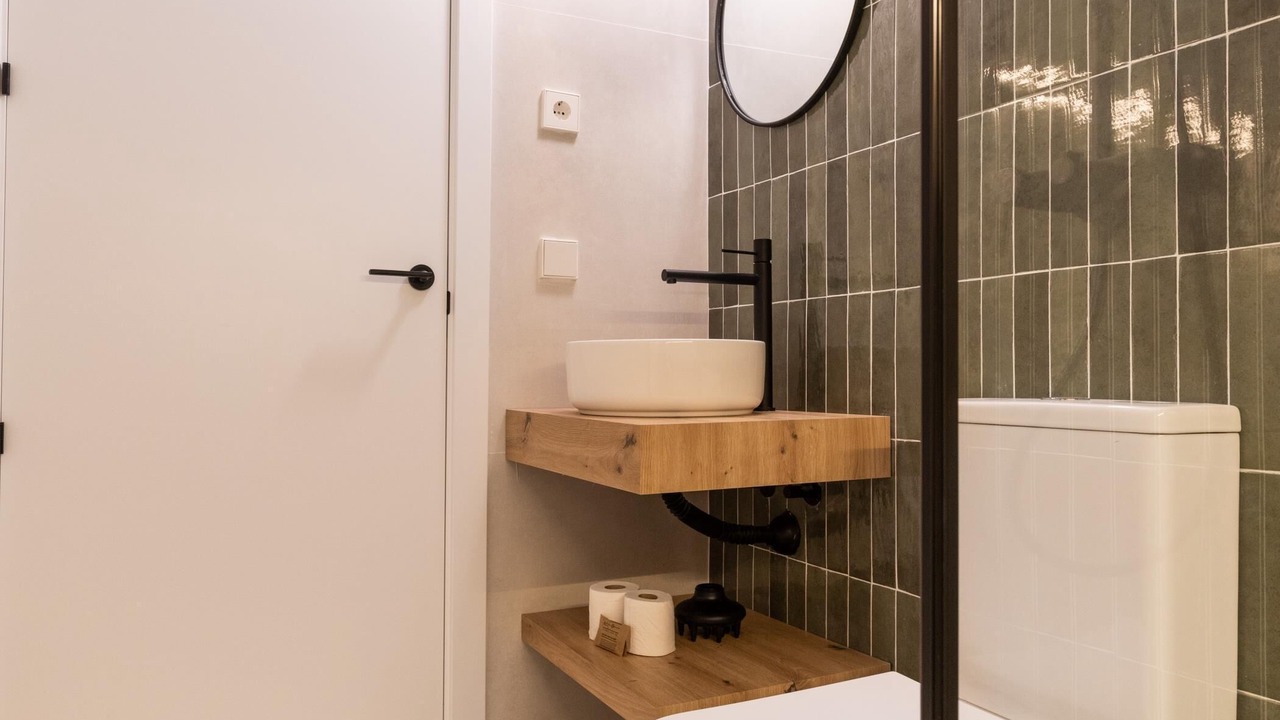 Photo of Bathroom in Lista