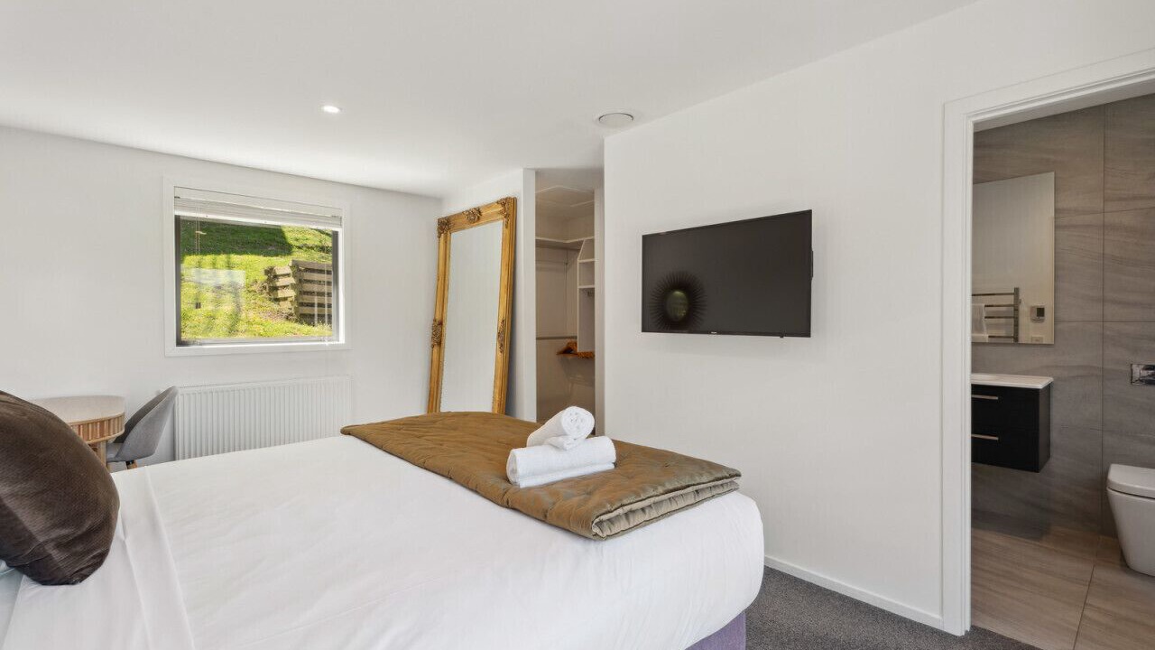 Photo of Bedroom in Sunshine Bay