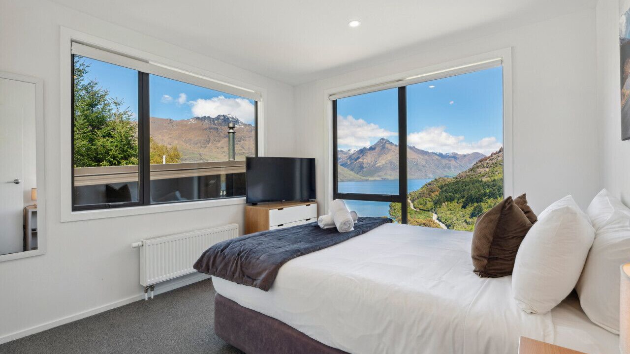Photo of Bedroom in Sunshine Bay