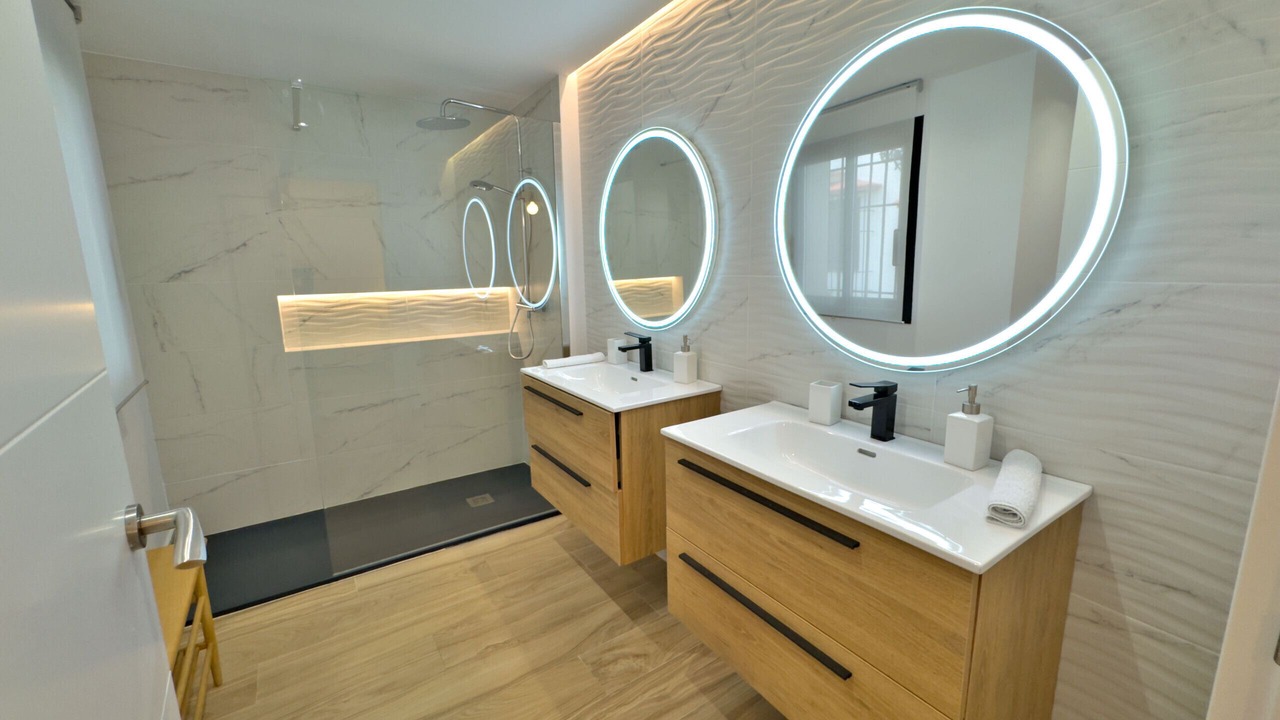 Photo of Bathroom in Puerto Banus