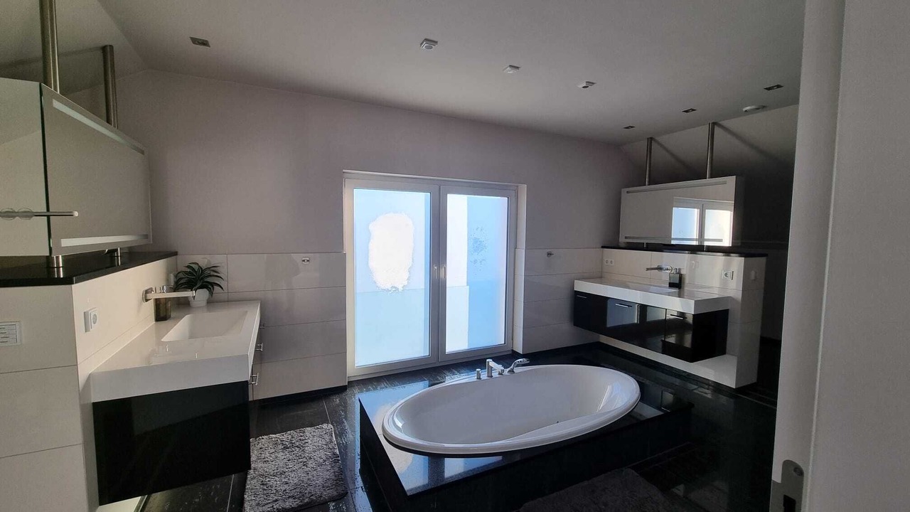 Photo of Bathroom in Delecke