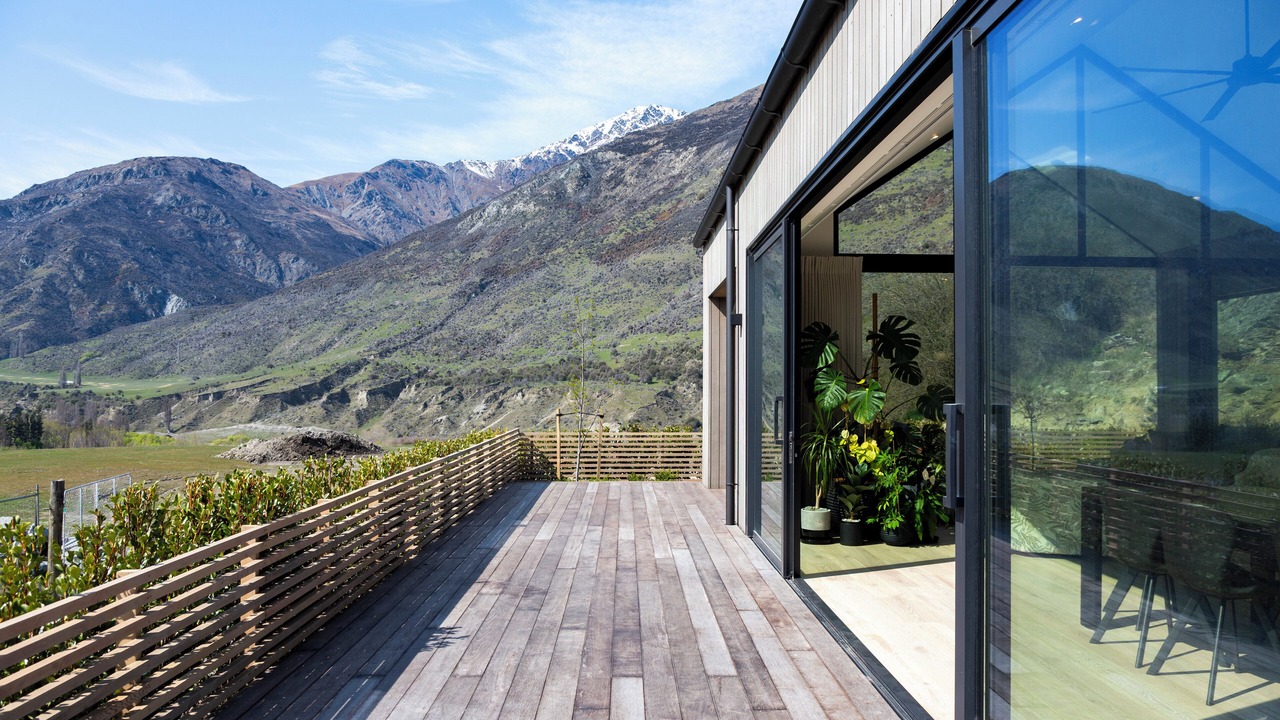 Photo of Patio Balcony in Lake Hayes