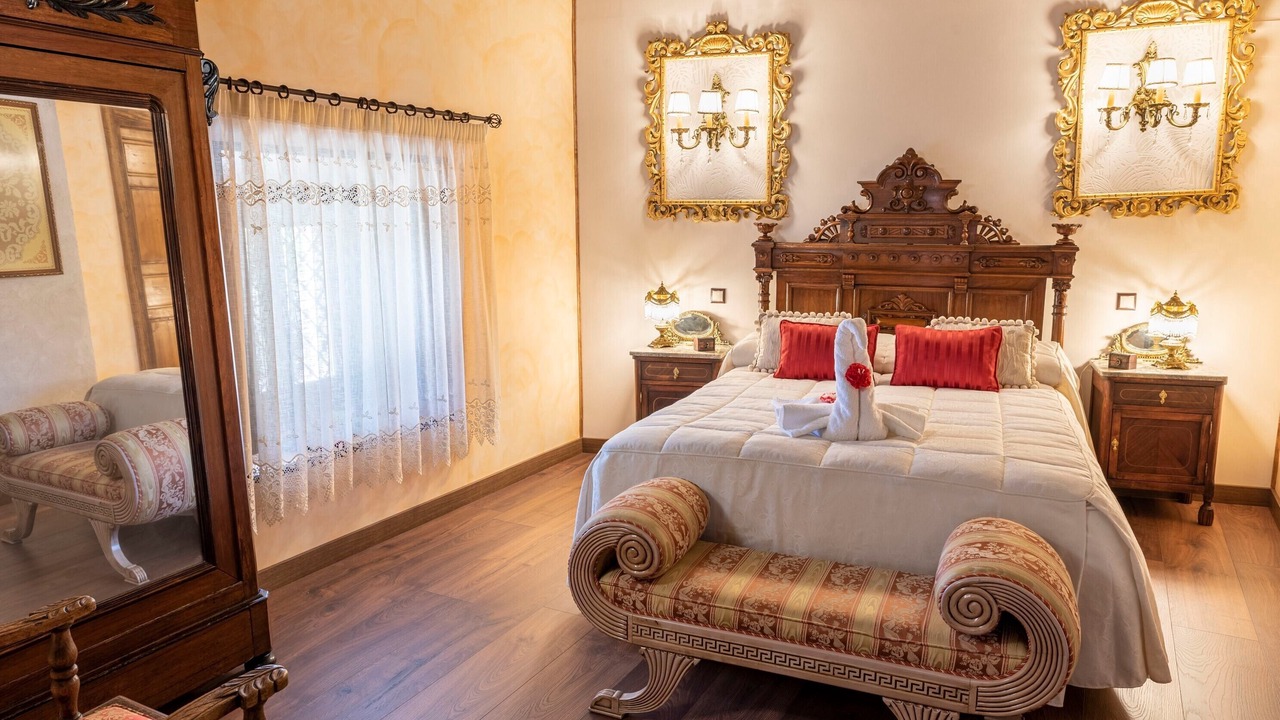 Photo of Bedroom in Noves