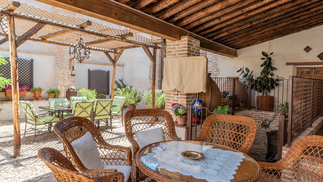Photo of Outdoor in Noves