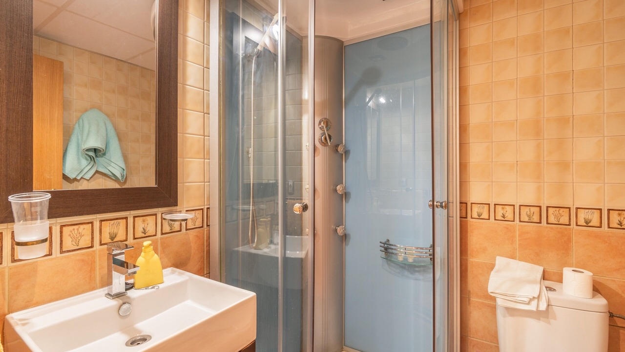 Photo of Bathroom in Maluenda