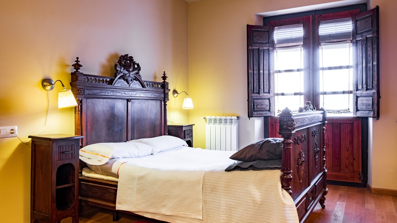 Photo of Bedroom in La Velles