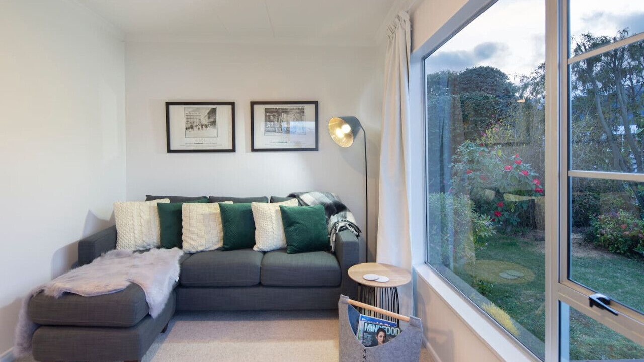 Photo of Livingroom in Kelvin Heights