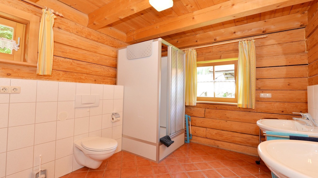 Photo of Bathroom in Regenhutte