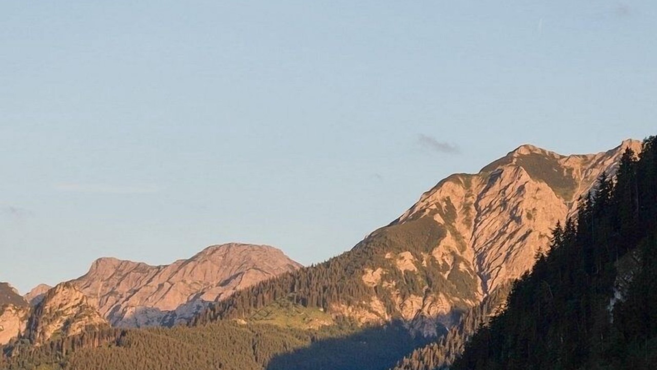 Photo of Others in Rofleuten