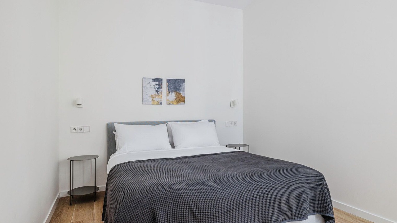 Photo of Bedroom in Golden Triangle of Art