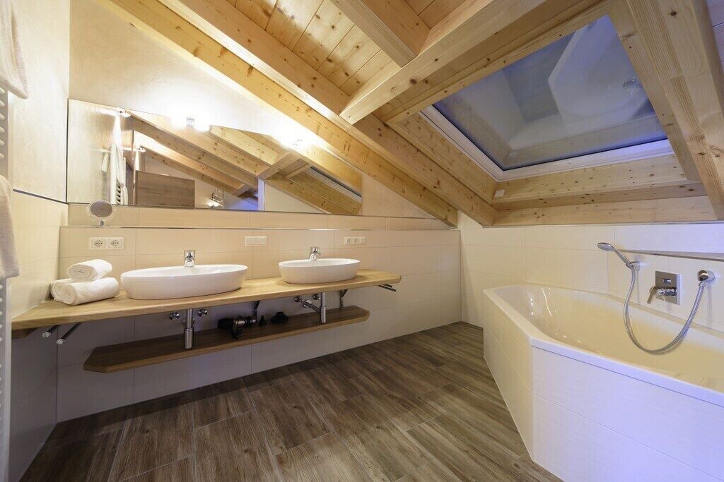 Photo of Bathroom in Garmisch-Partenkirchen
