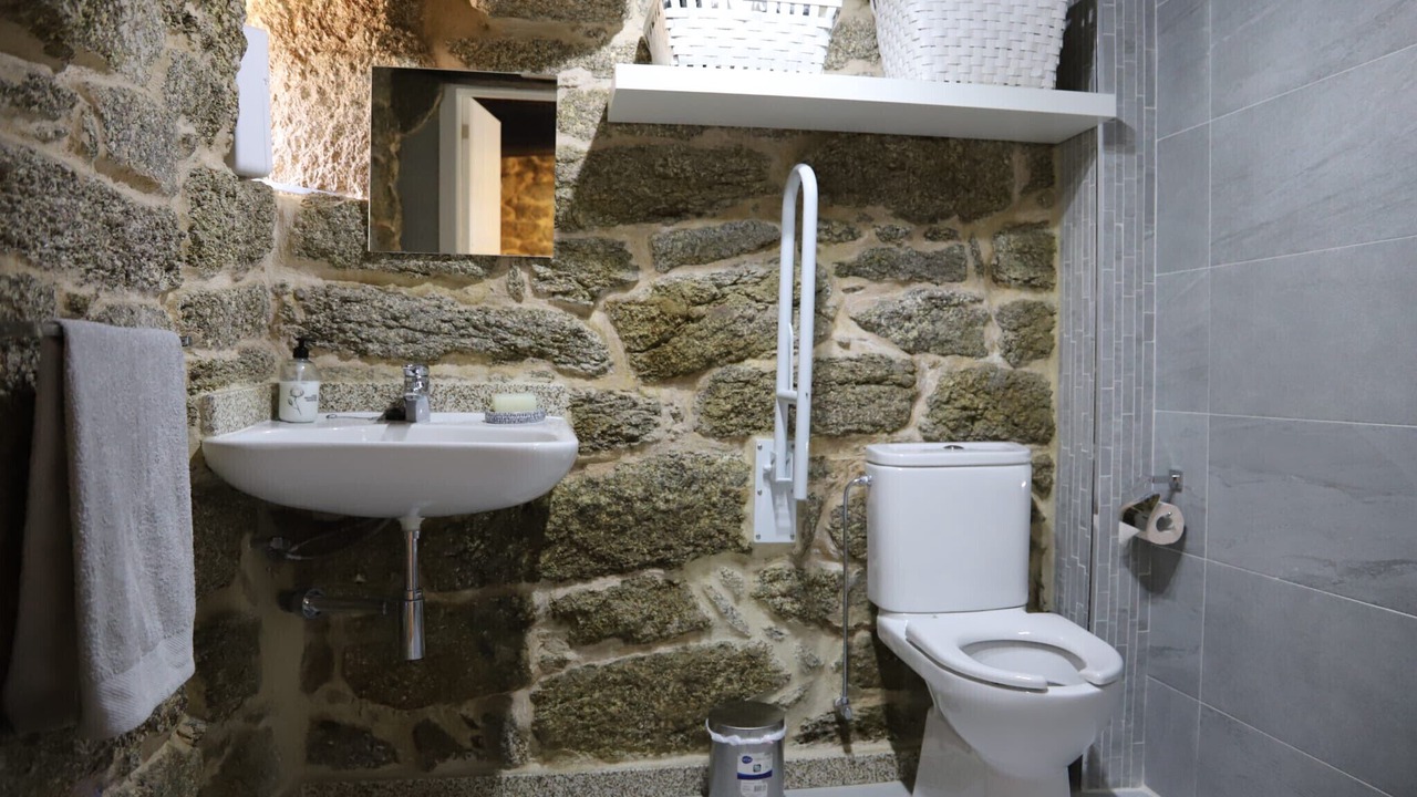 Photo of Bathroom in Ponteareas