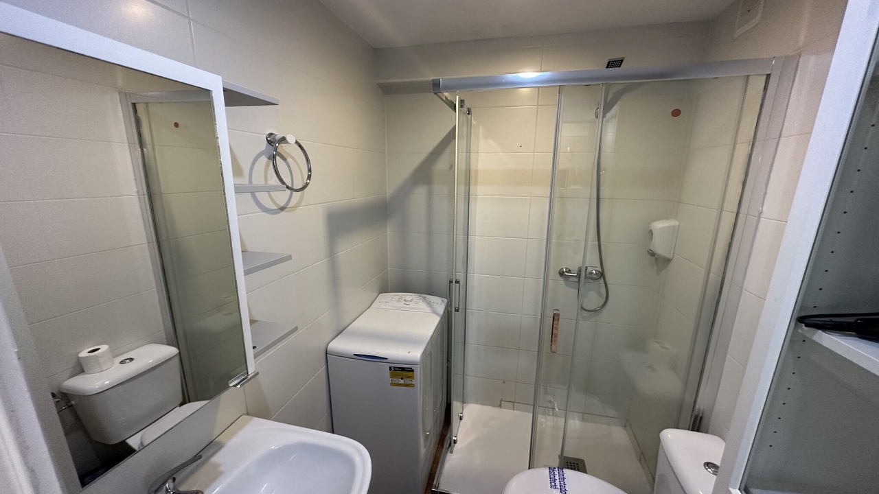 Photo of Bathroom in Torremolinos City Centre