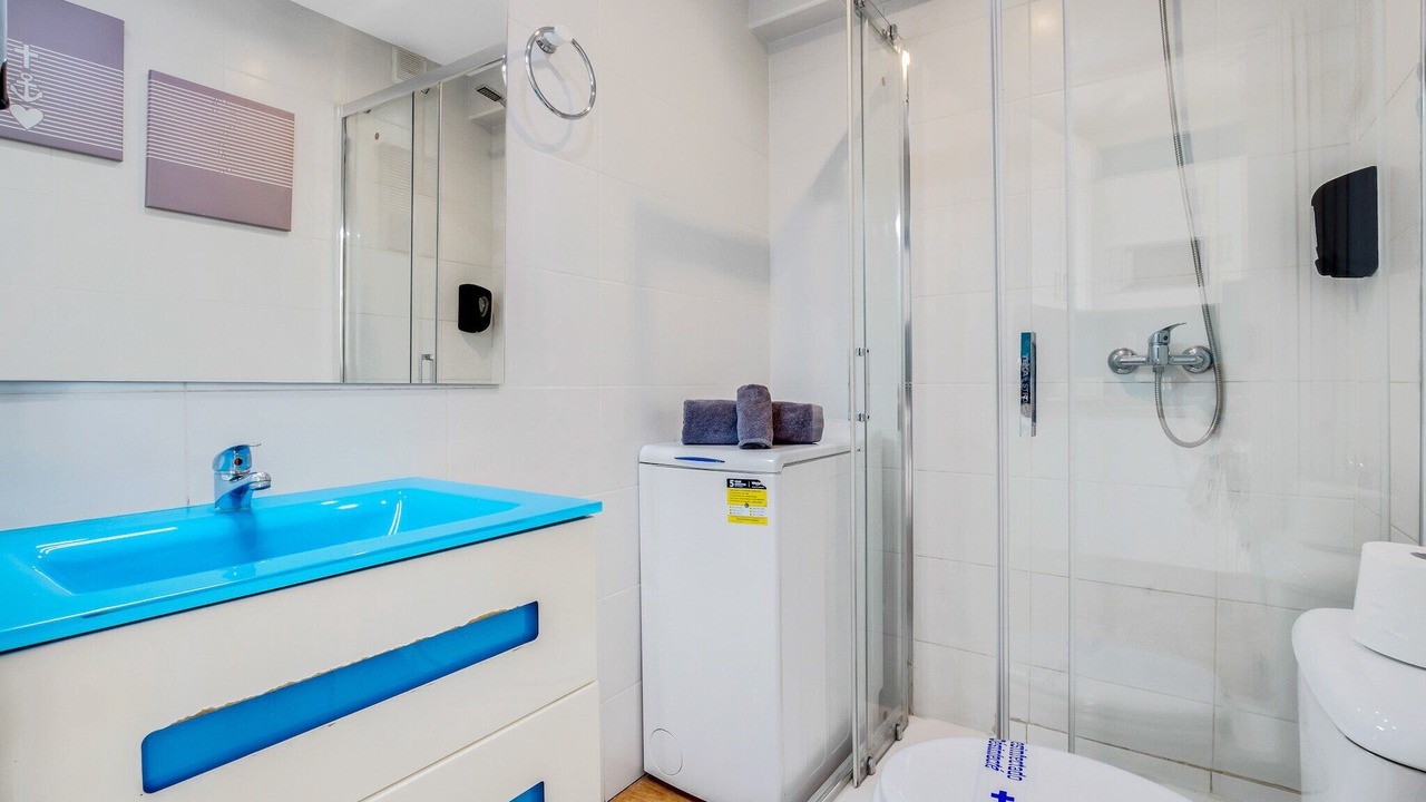 Photo of Bathroom in Torremolinos City Centre