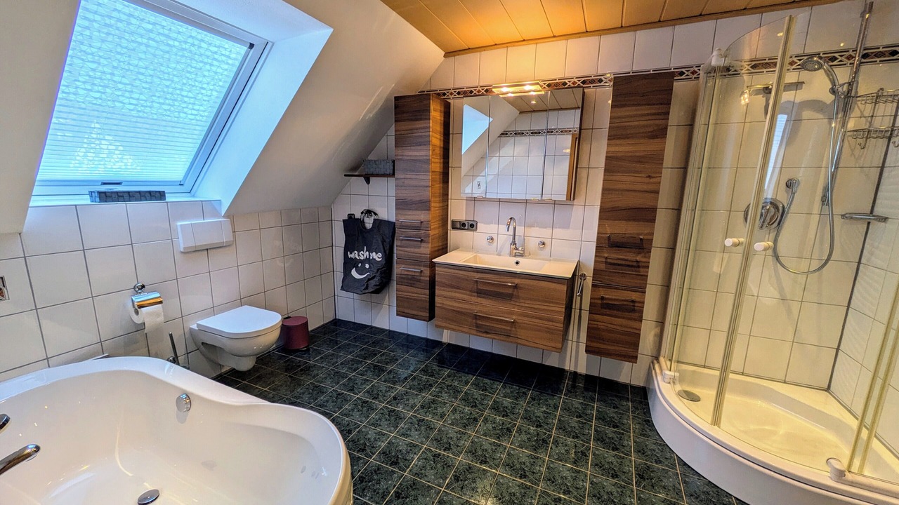 Photo of Bathroom in Reuth