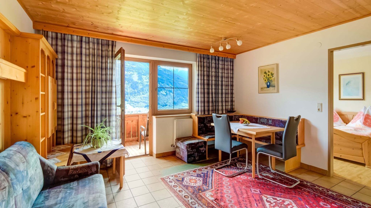 Photo of Livingroom in Fuegenberg