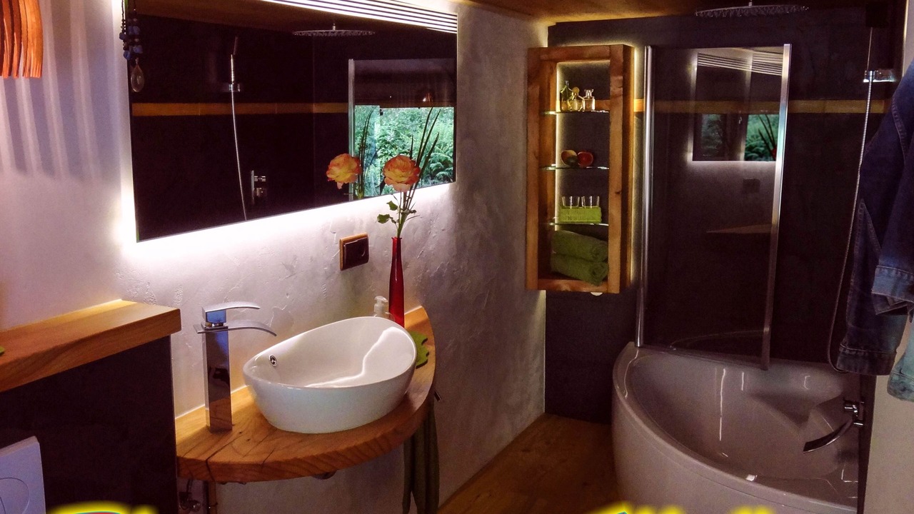 Photo of Bathroom in Schwanden