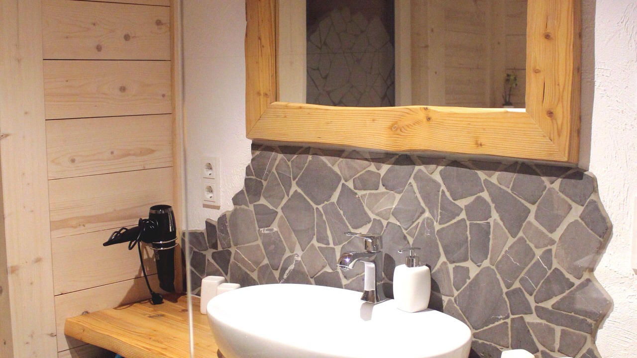 Photo of Bathroom in Aitrang