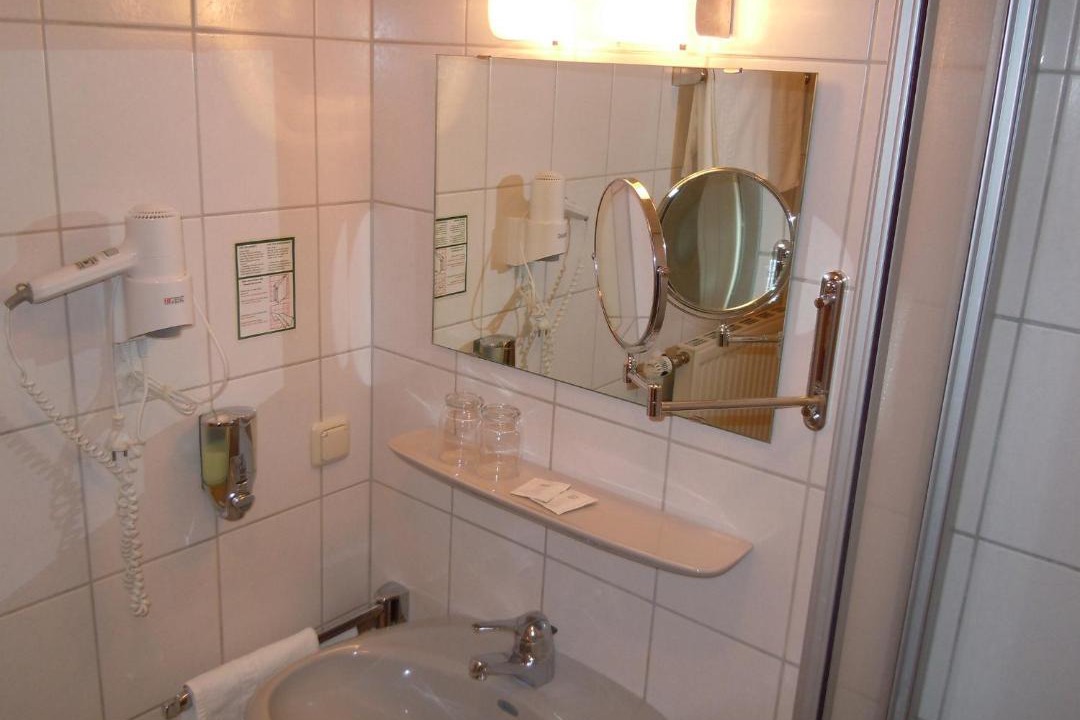 Photo of Bathroom in Dobersing