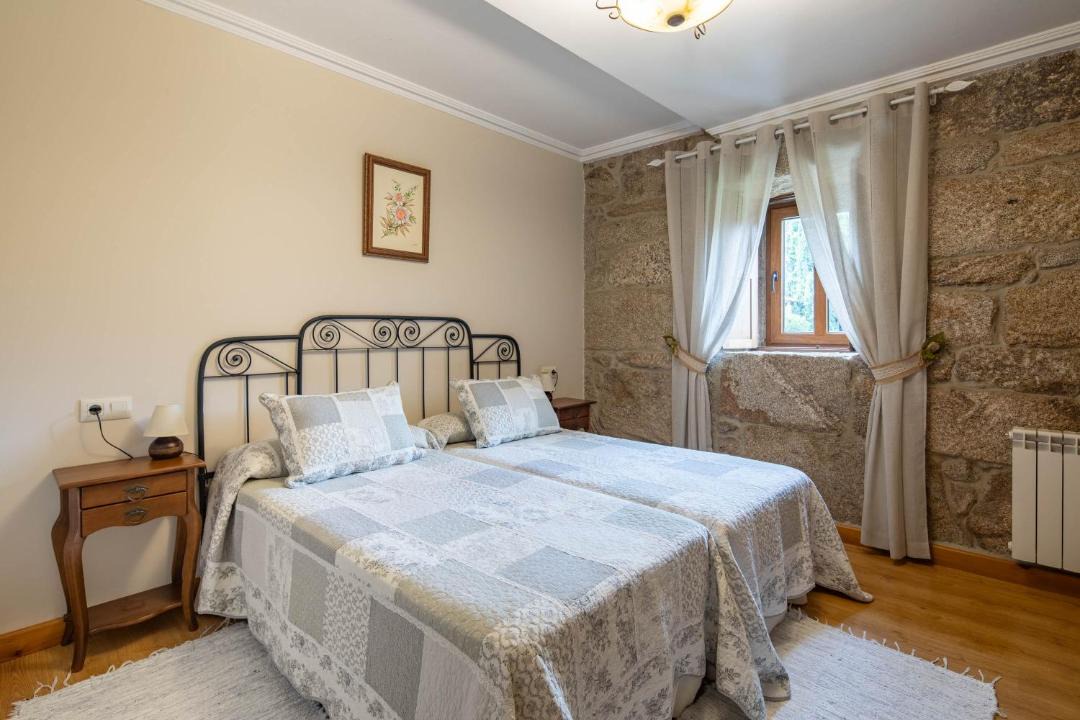 Photo of Bedroom in Fornelos de Montes