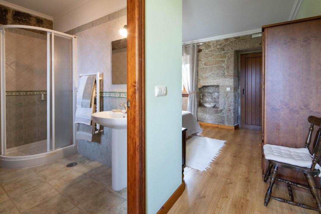 Photo of Bathroom in Fornelos de Montes