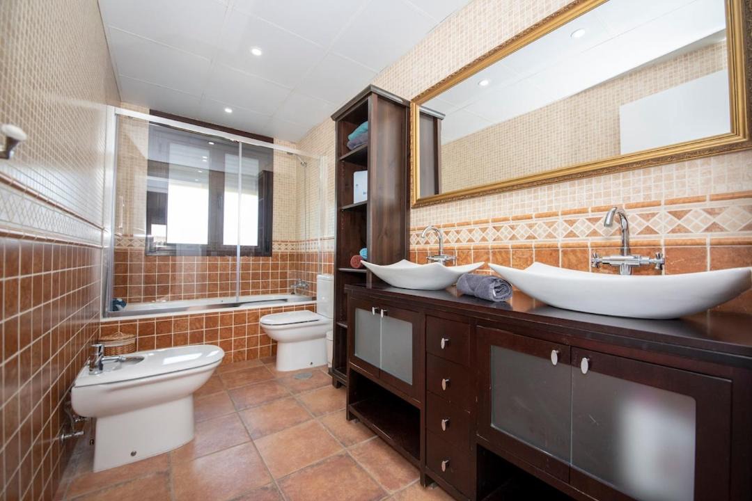 Photo of Bathroom in Mentrida