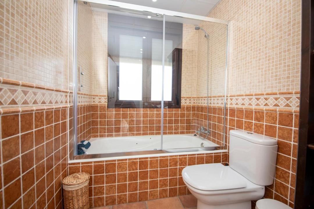 Photo of Bathroom in Mentrida