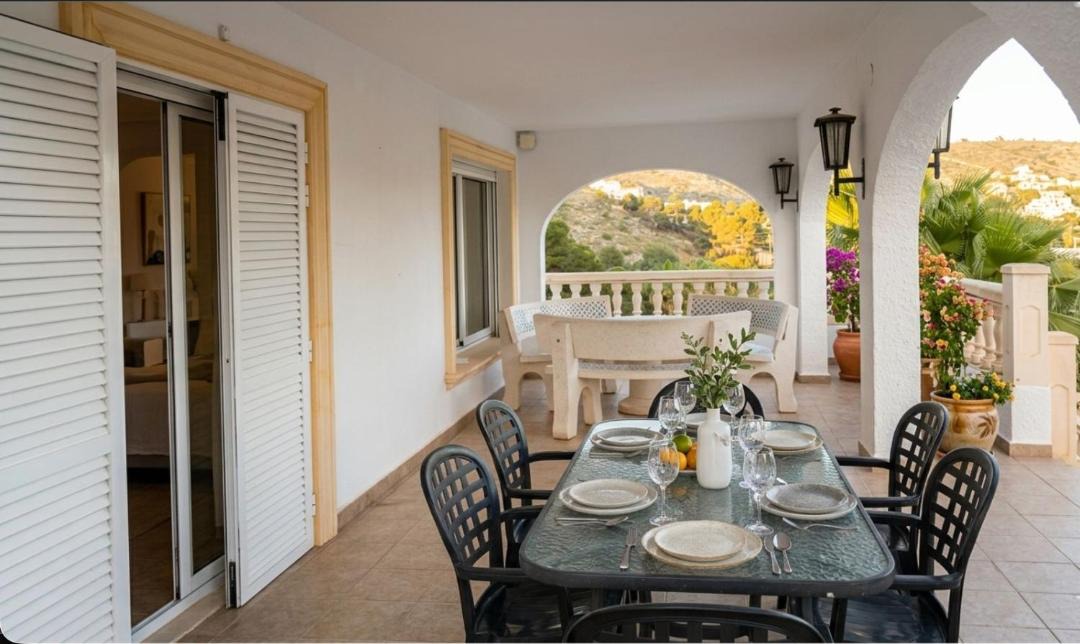 Photo of Patio Balcony in Arnella