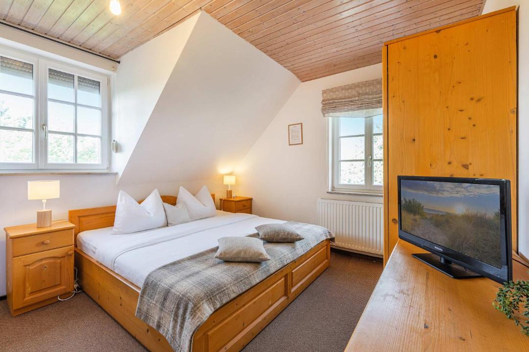 Photo of Bedroom in Kachlin